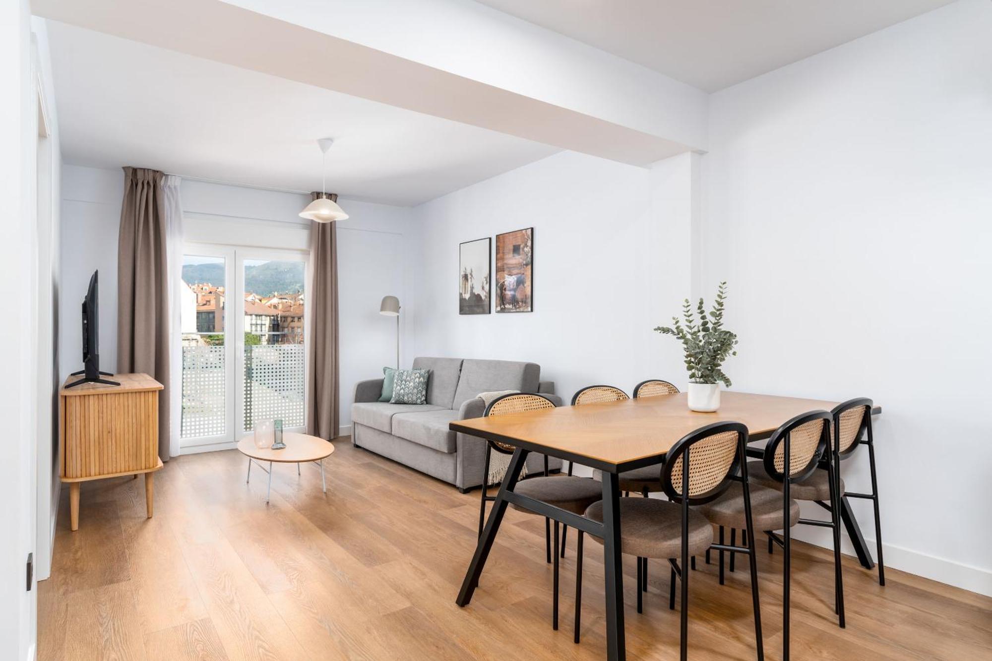 Limehome Oviedo Calle Postigo Bajo מראה חיצוני תמונה